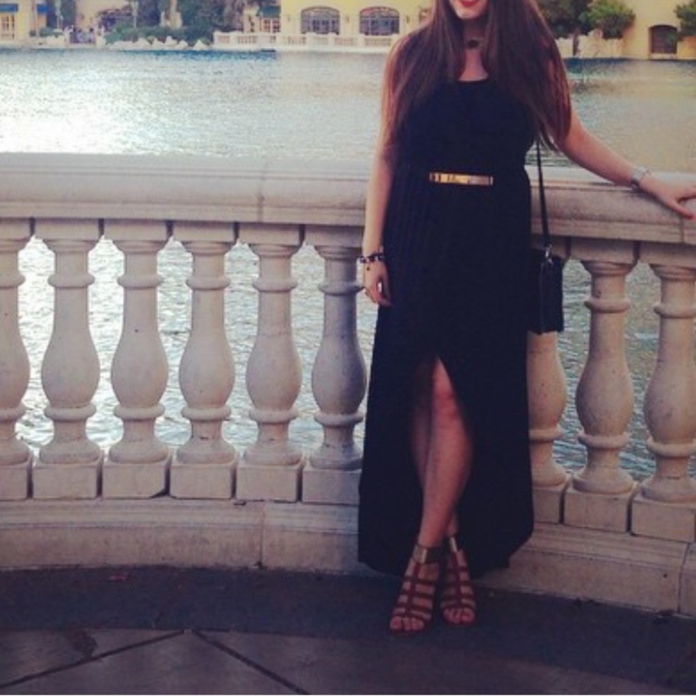 G by GUESS sleeveless black high-low dress Size M